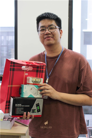 Christmas Gifts Exchange