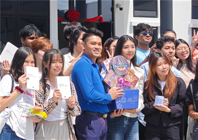 Industry Insight Visit for Students - University of Nottingham Malaysia 